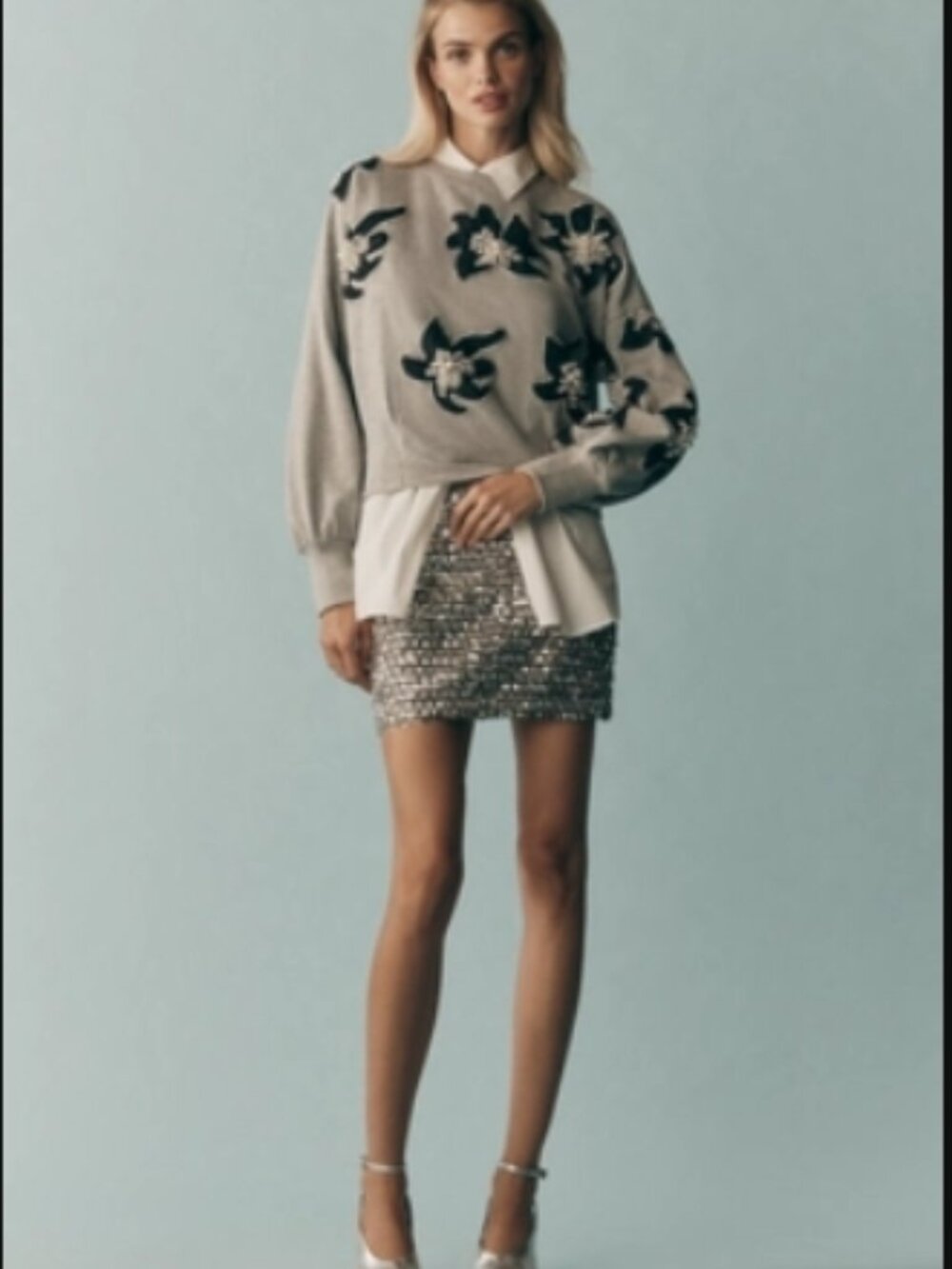 NWT Anthropologie Ollari Deco Floral Embellished Pullover Heathered Grey